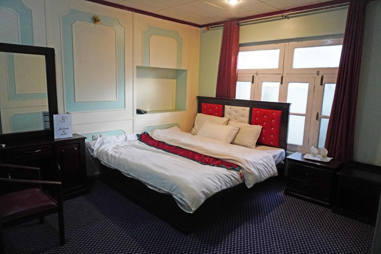 Hotel Dewanekhas 锡卡都 外观 照片