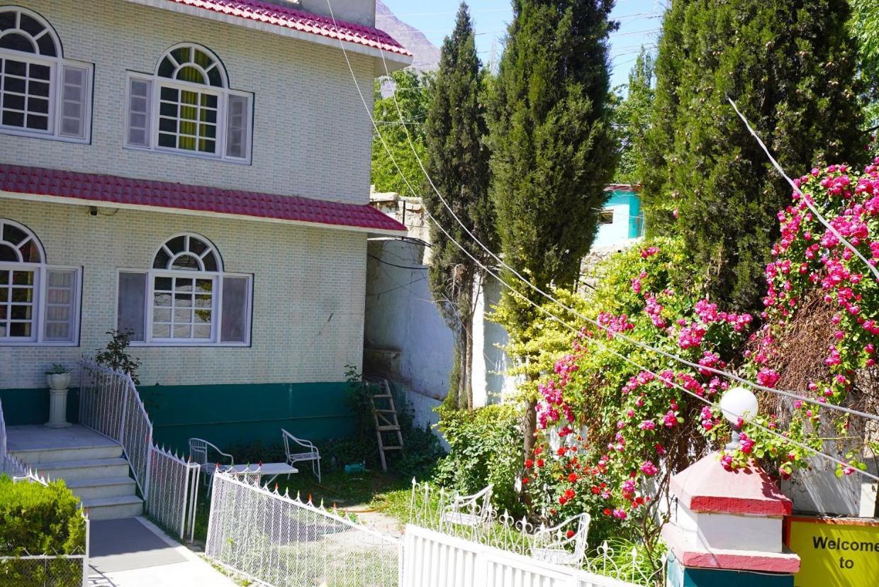 Hotel Dewanekhas 锡卡都 外观 照片